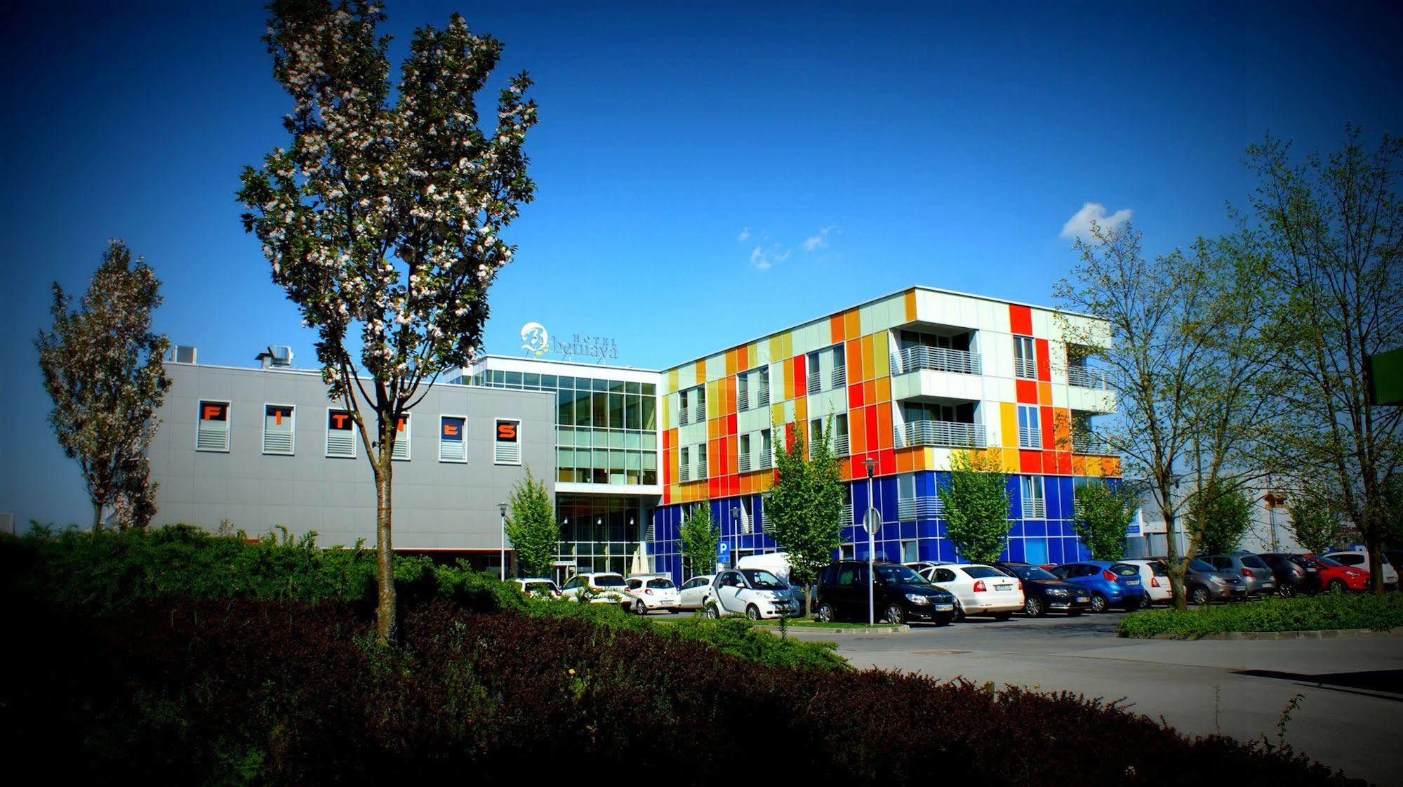 Betnava Hotel Maribor Eksteriør bilde