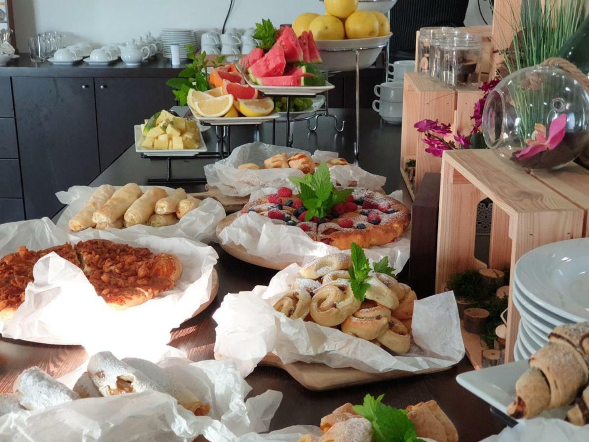 Betnava Hotel Maribor Eksteriør bilde