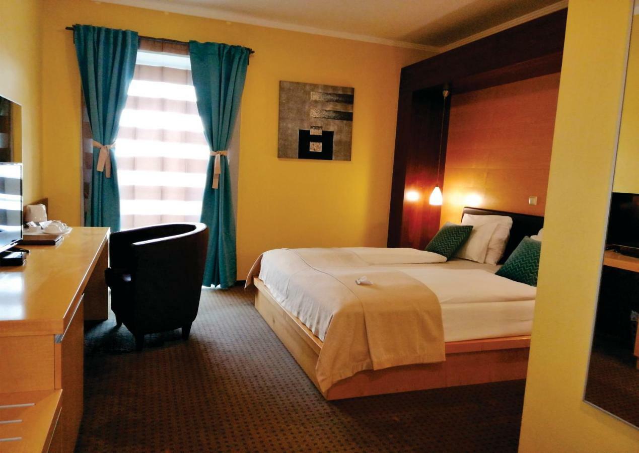 Betnava Hotel Maribor Eksteriør bilde