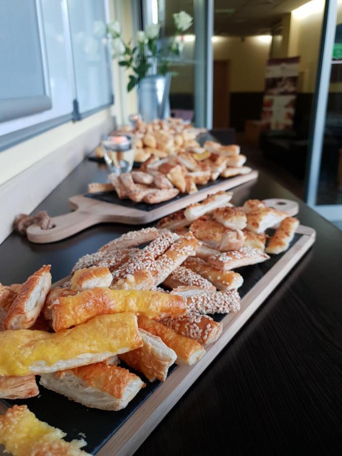 Betnava Hotel Maribor Eksteriør bilde